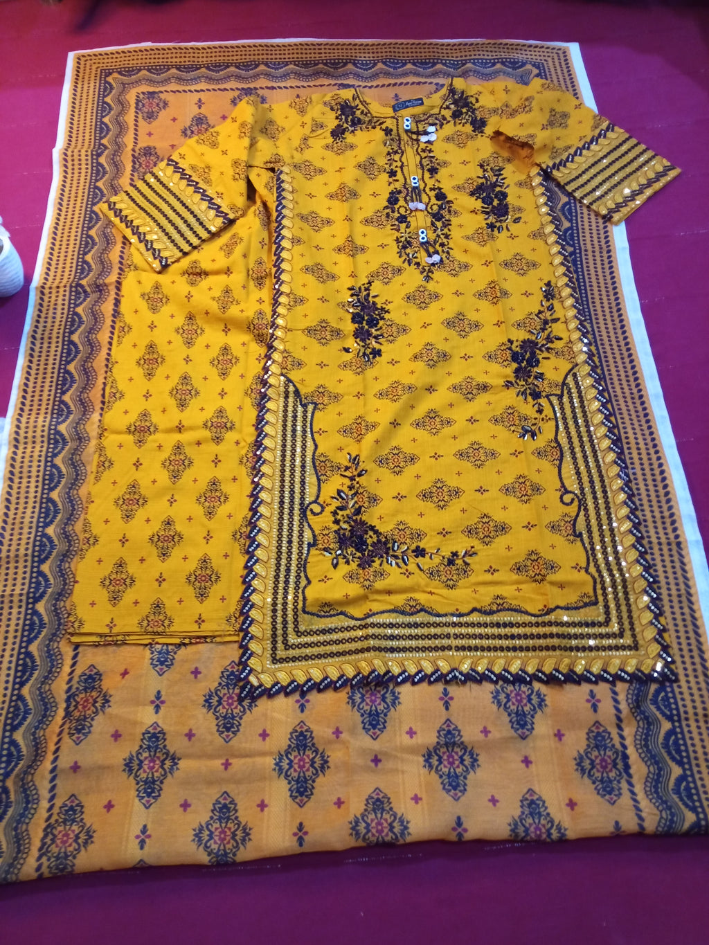 *✨ Khaddar 3-Piece Suit – Mustard Elegance ✨*