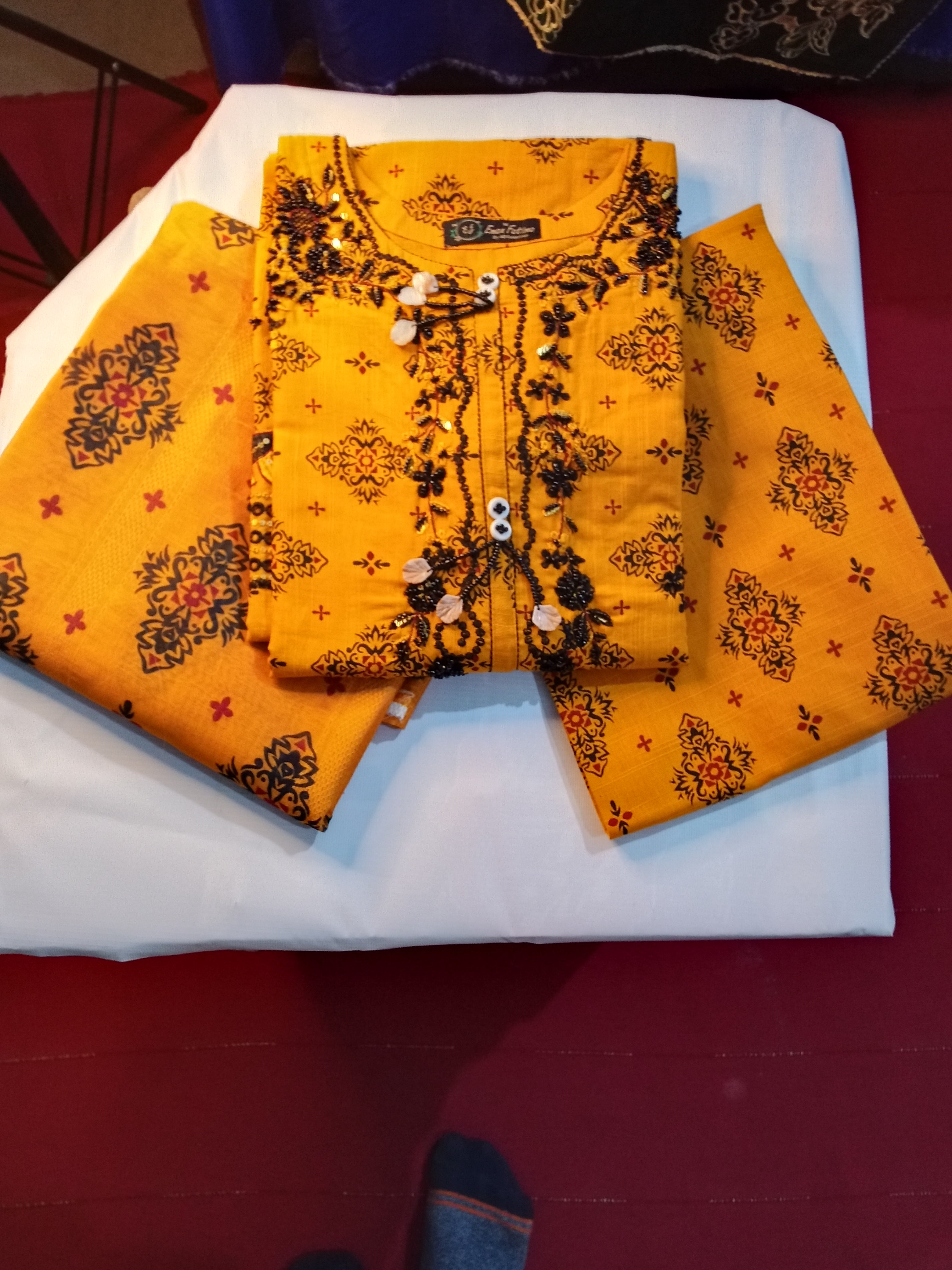 *✨ Khaddar 3-Piece Suit – Mustard Elegance ✨*